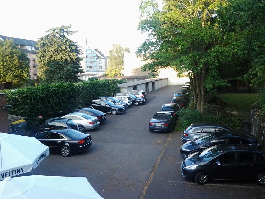 S&L Hotel Neuss Exterior photo